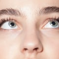 Everything You Need to Know About the Risks of Eyebrow Waxing